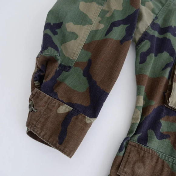 Authentic  U.S. Air Forces in Europe Green Black Brown Camo Button Up Jacket - Picture 10 of 13